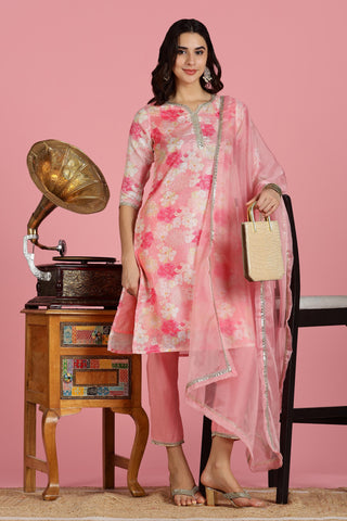 Women Peach Kota Doriya Kurta Set with Dupatta