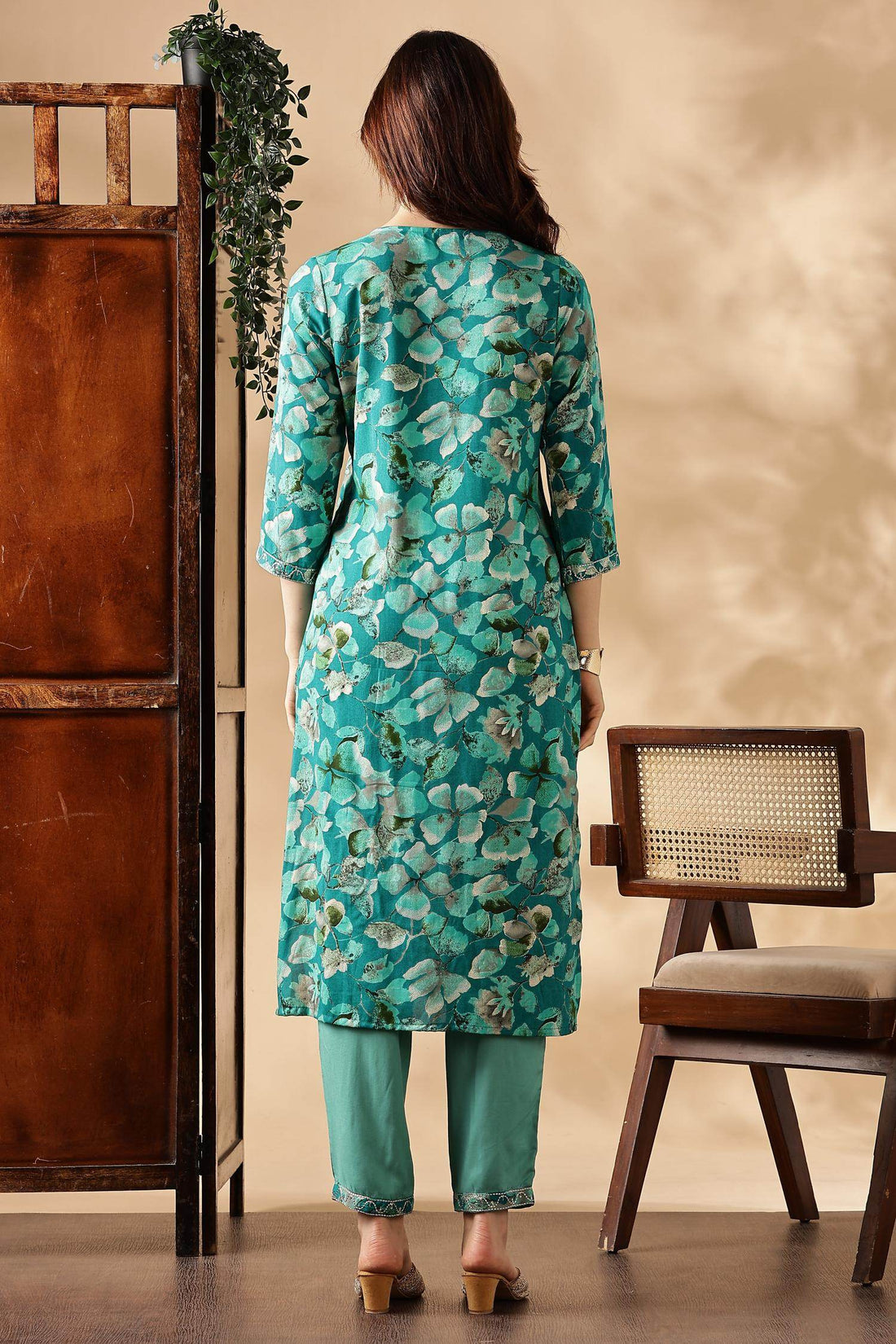 Simar Rayon Rama Kurta Set with Dupatta - BulBul