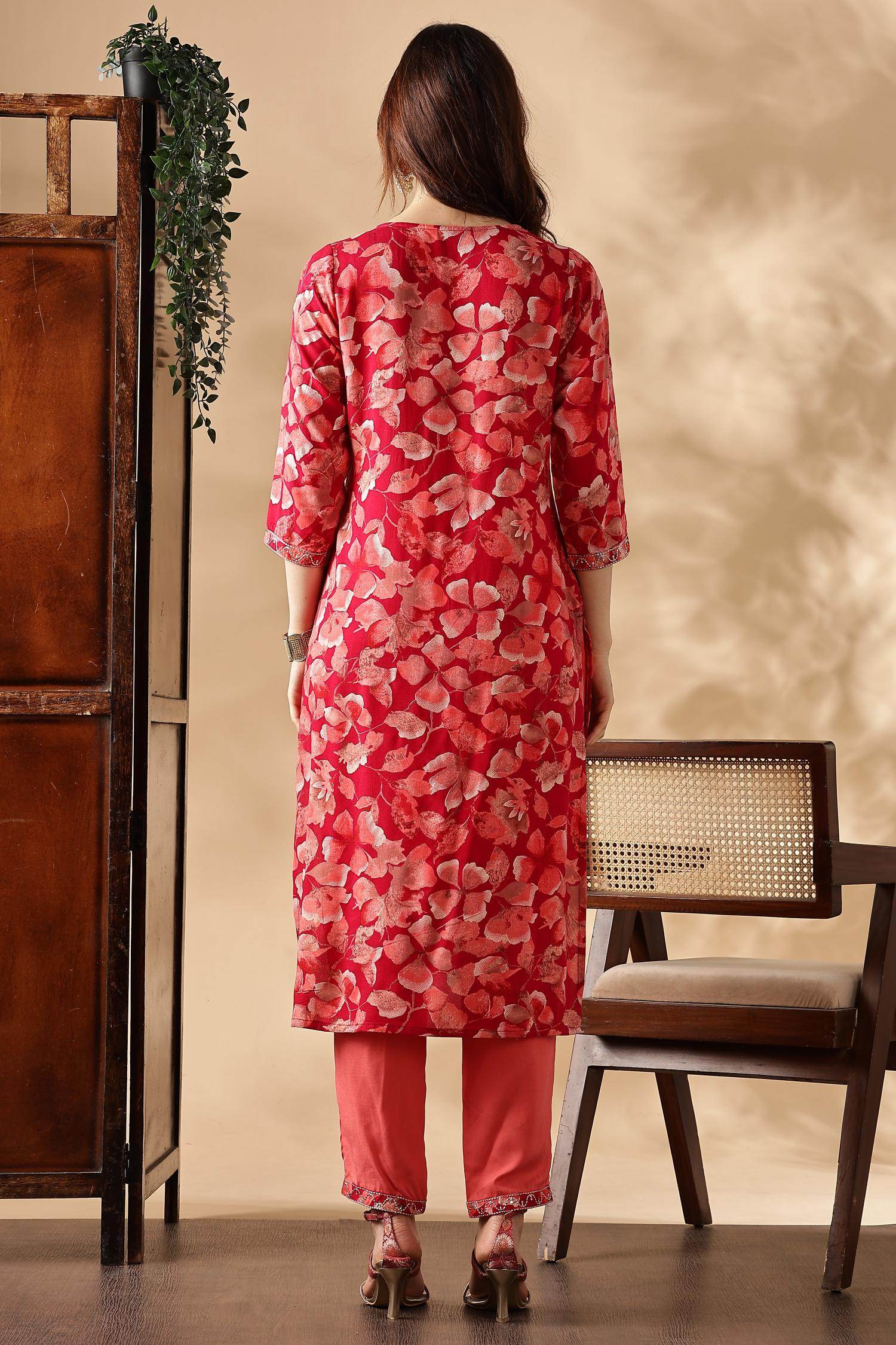 Simar Rayon Fuschia Kurta Set with Dupatta - BulBul