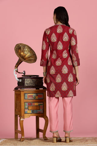 Maroon Viscose Printed Kurti with Thread Embroidered Mandarin Collar and Sequin Detailing