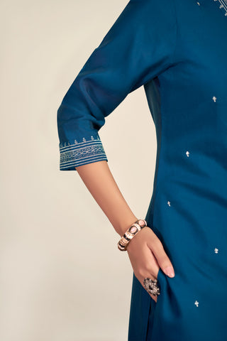 Ragini Teal Resham Thread & Sequin Embroidered Kurta Set with Sequin Dupatta in Chanderi Silk with Cotton Mul Lining