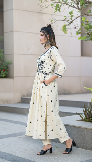 Meenaxi Beige Viscose Kurta Set with Mughal-Inspired Embroidery Work