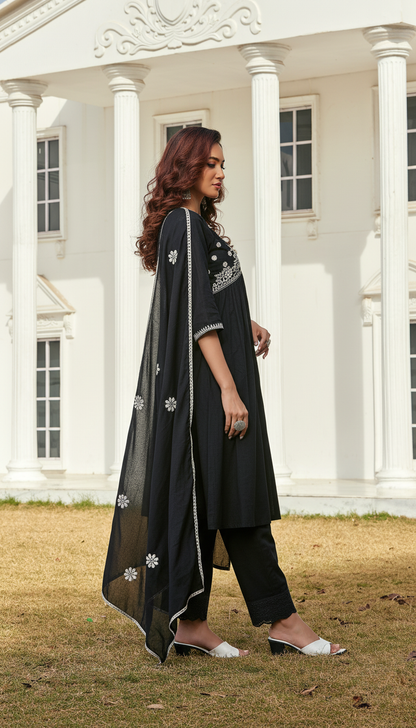 Pure Cotton  Linen Akanksha Black Kurta Set with Dupatta featuring Chikankari Embroidery and Buti Detailed Dupatta with Cotton Mul Lining