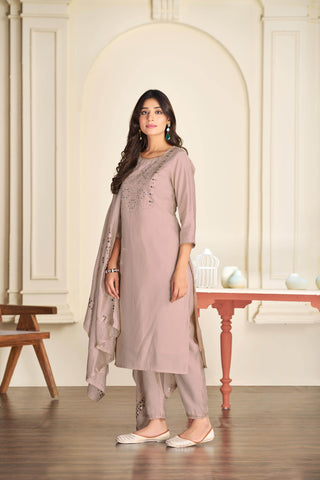Prachi Silk Beige Kurta Set with Dupatta - BulBul