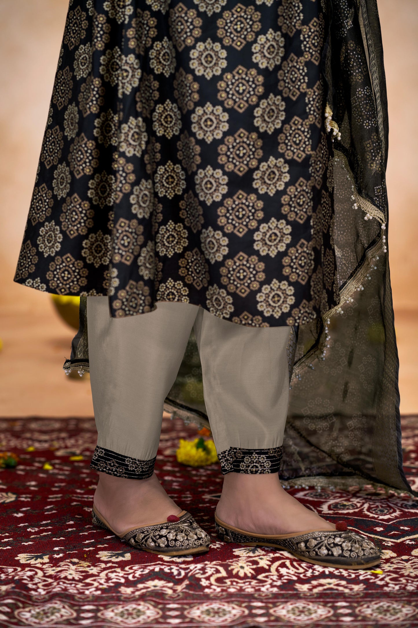 Rashmi Black Kurta Set with Dupatta