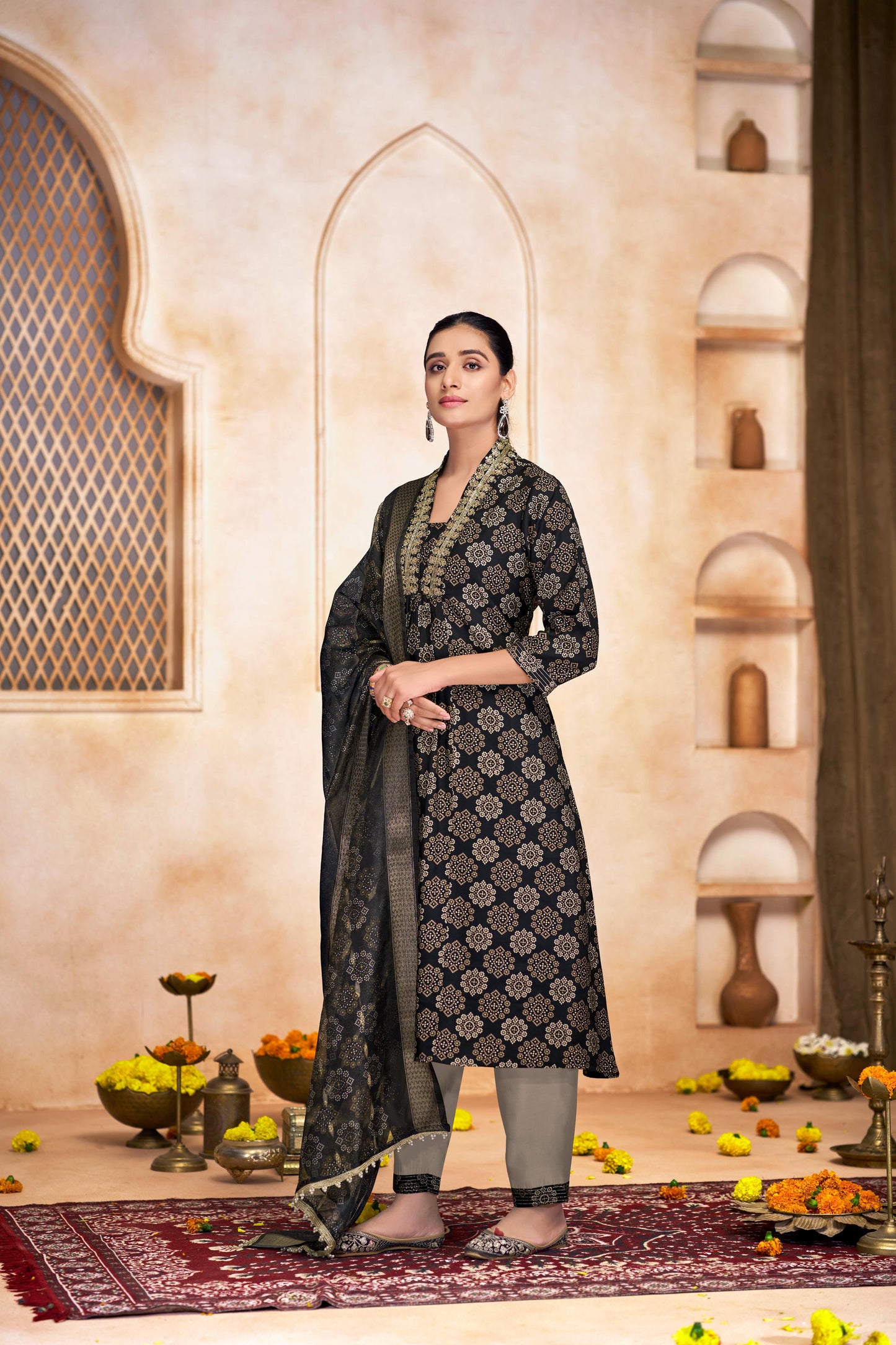 Rashmi Black Kurta Set with Dupatta