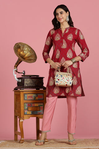 Maroon Viscose Printed Kurti with Thread Embroidered Mandarin Collar and Sequin Detailing