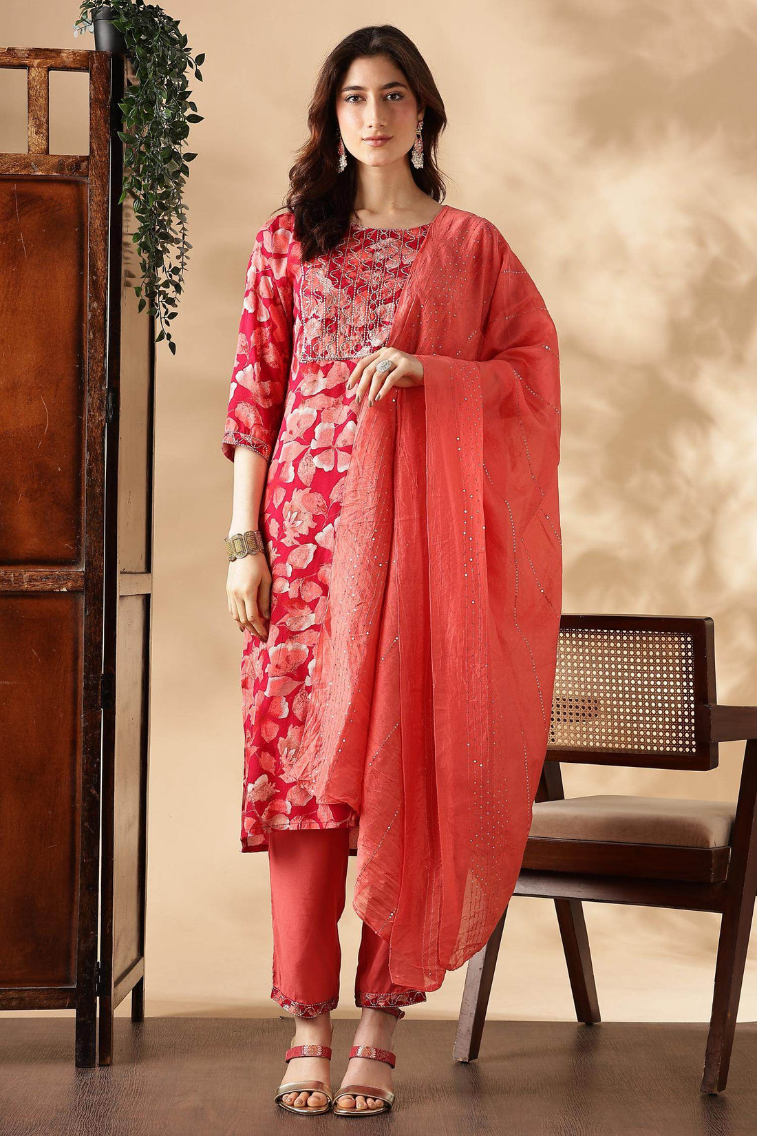 Simar Rayon Fuschia Kurta Set with Dupatta - BulBul