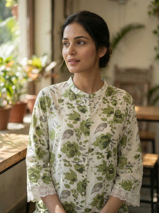 Lily Meadow Green Floral Viscose Kurta Set with Elegant Lace Accents