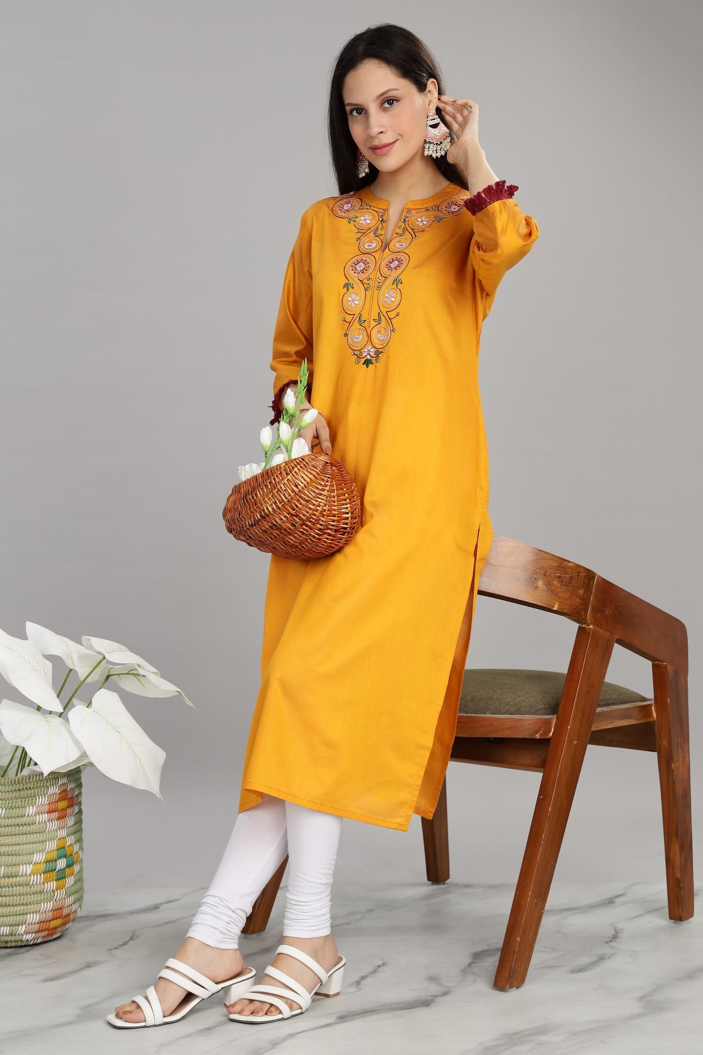BulBul Women Yellow Embroidered Soft Silk  Mandarin Collar Straight Fit Kurta