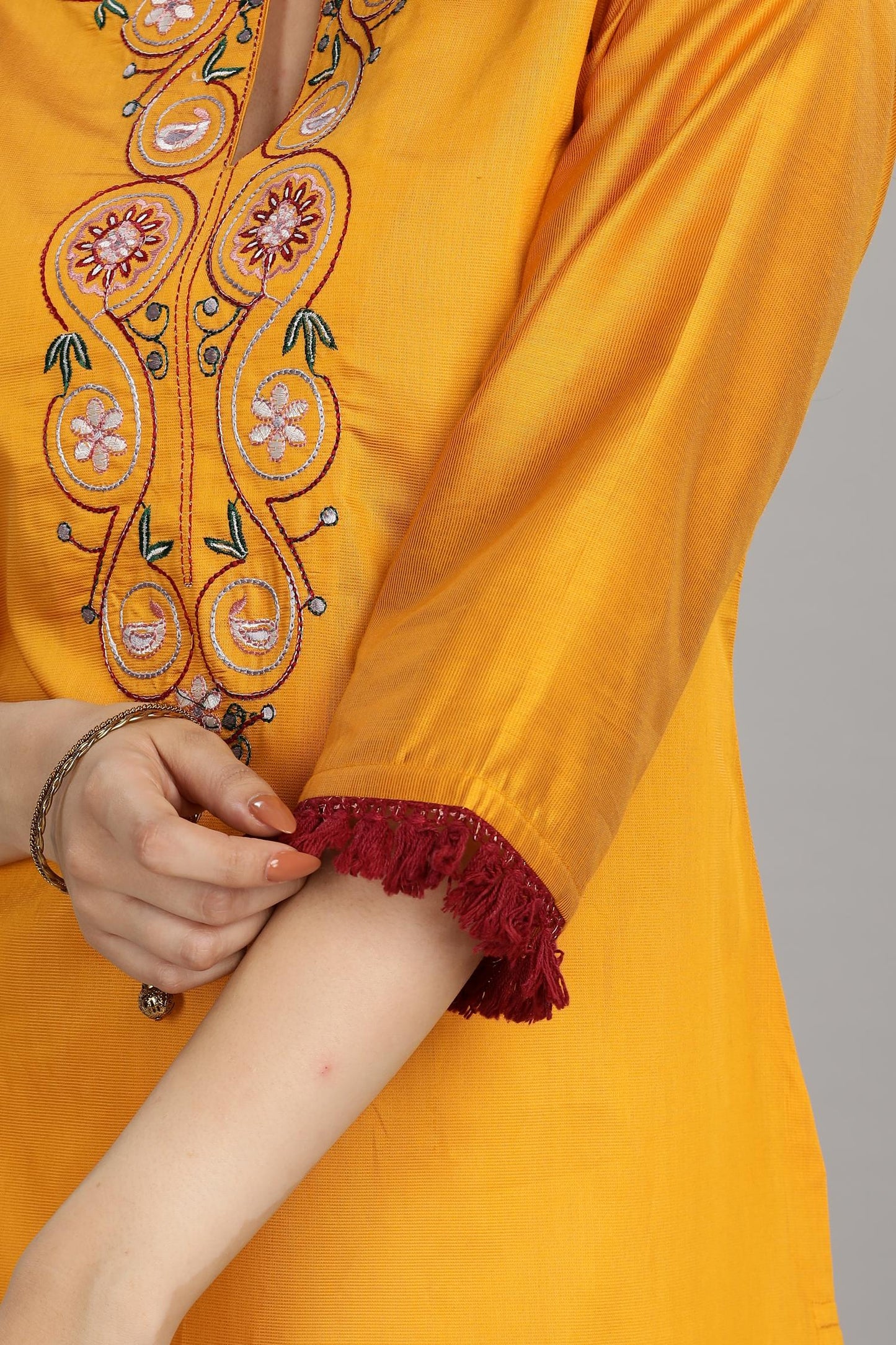 BulBul Women Yellow Embroidered Soft Silk  Mandarin Collar Straight Fit Kurta