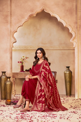 Gayatri Red Hand Thread Embroidered Suit Set with Glass Bugle Beads & Sequin Work with Jacquard Dupatta in Pure Muslin with Pure Cotton Mul Lining