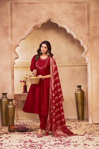 Gayatri Red Hand Thread Embroidered Suit Set with Glass Bugle Beads & Sequin Work with Jacquard Dupatta in Pure Muslin with Pure Cotton Mul Lining