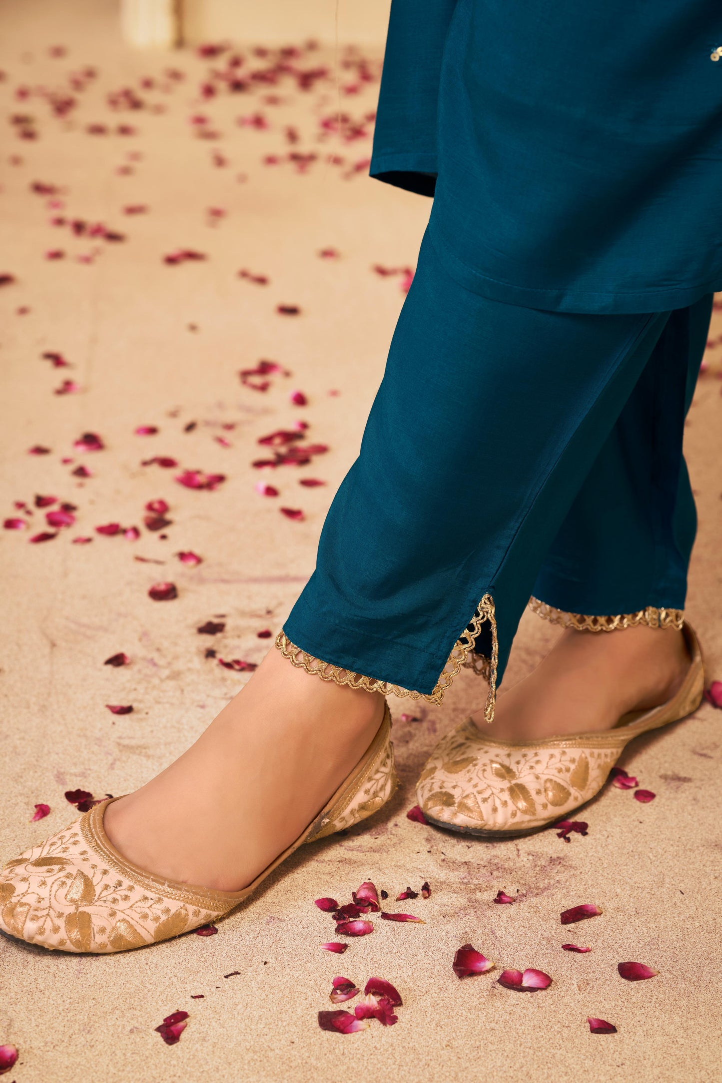 Nafisa Muslin Teal Kurta Set with Dupatta