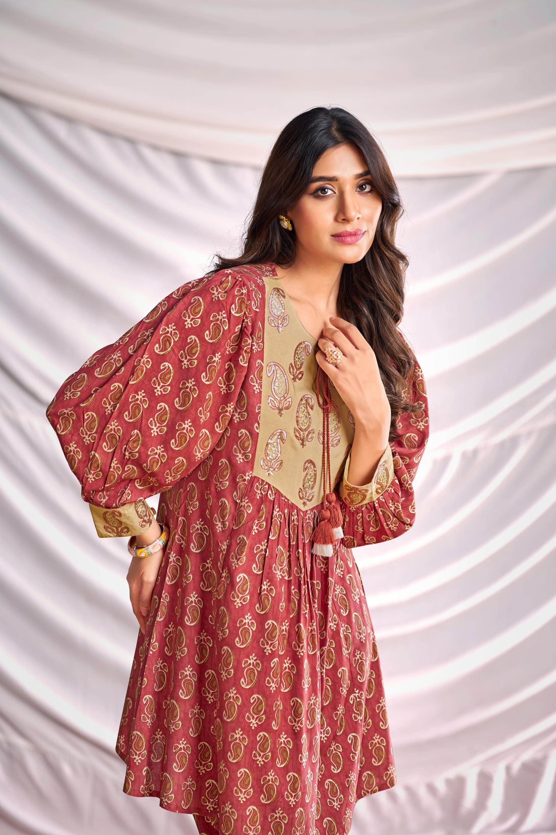 BulBul Women Peach Embroidered Paisley Printed Co-ord Set - BulBul