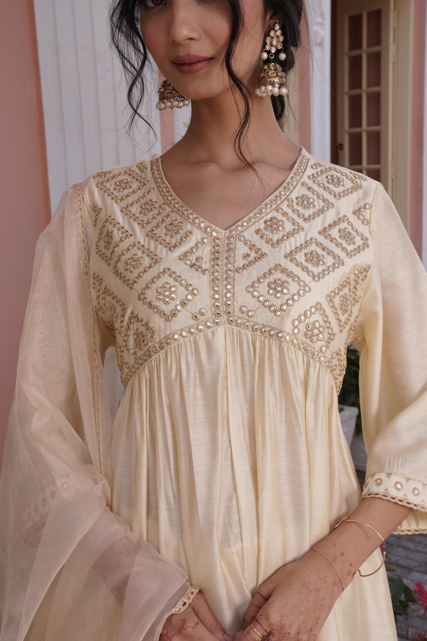 Falak Silk Off white Kurta Set with Dupatta