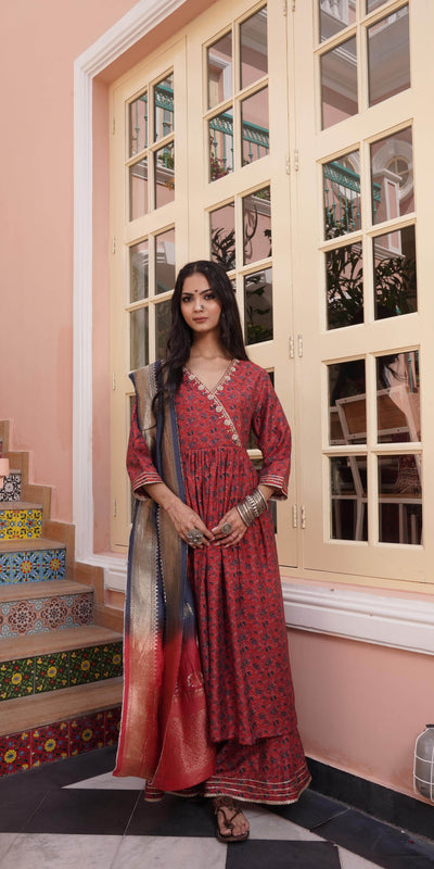 Inayat Chanderi Red Kurta Set with Dupatta