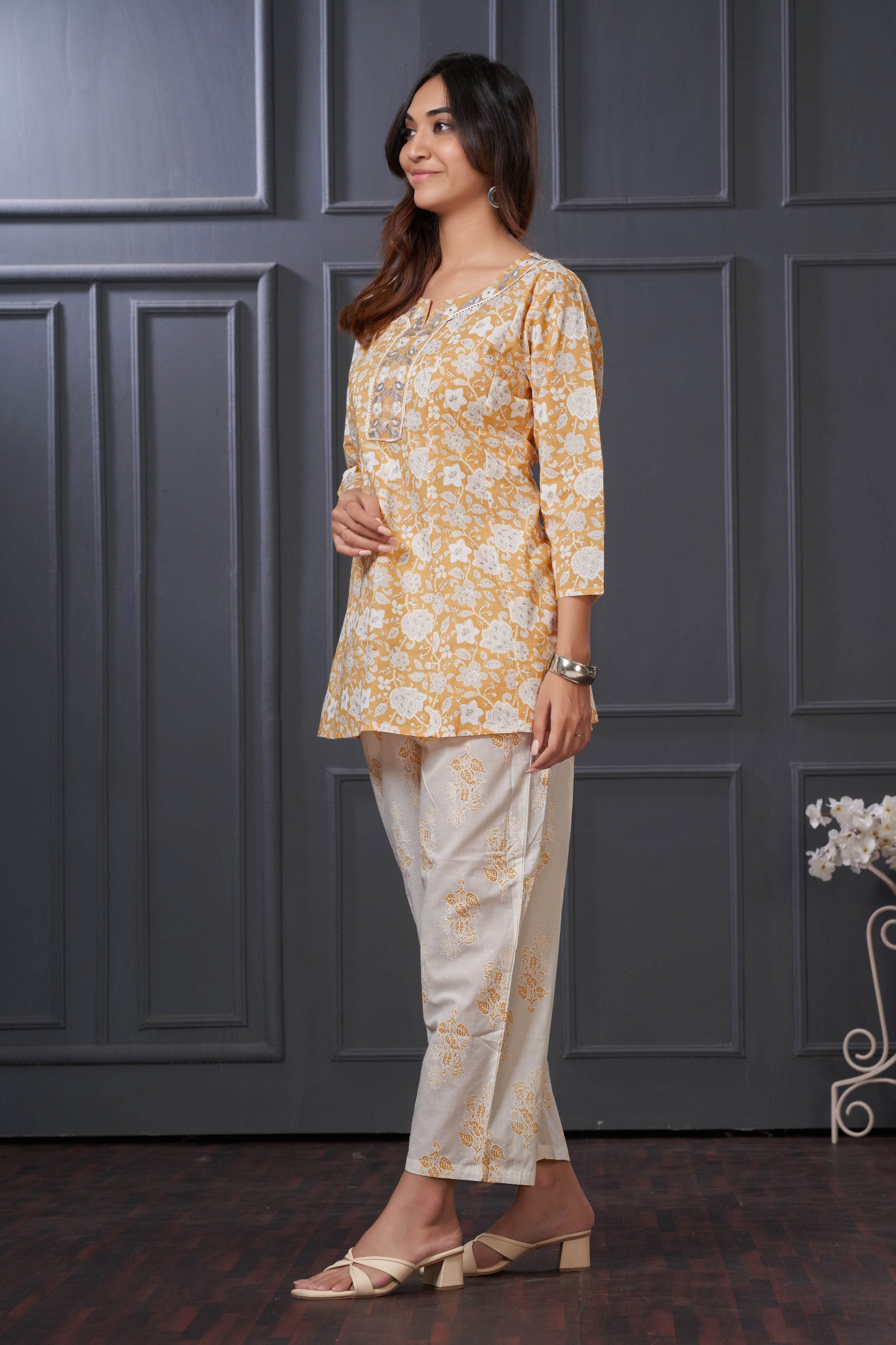 Chaya Off White Cotton Co-Ord Set - BulBul
