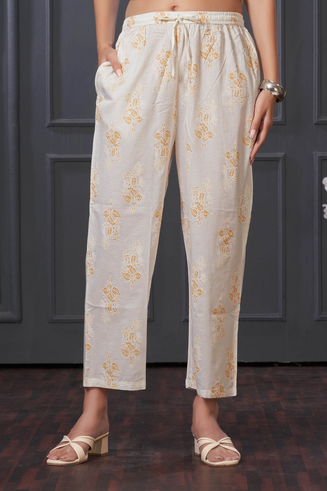 Chaya Off White Cotton Co-Ord Set - BulBul