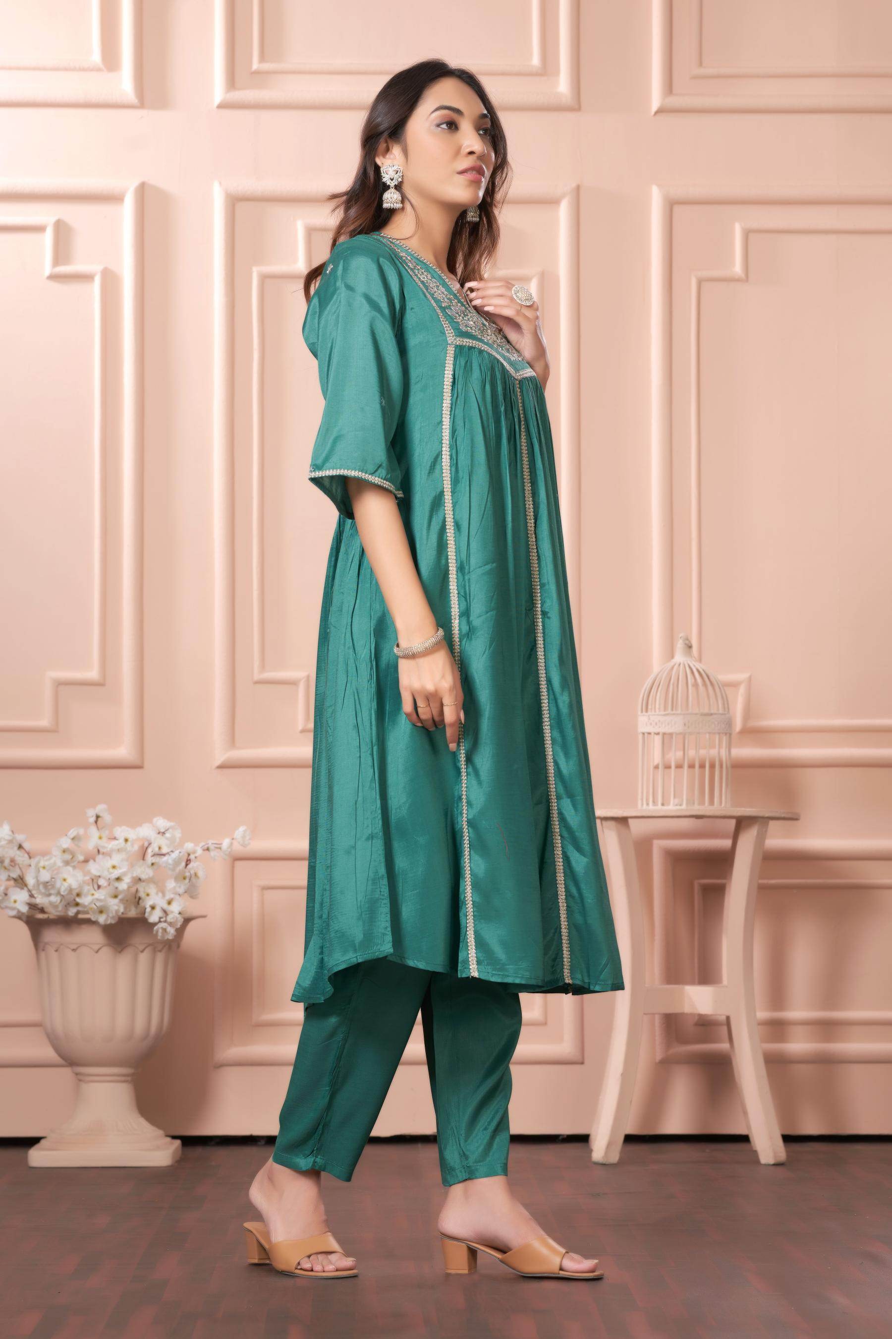 Praniti Viscose Green Kurta Set with Dupatta - BulBul
