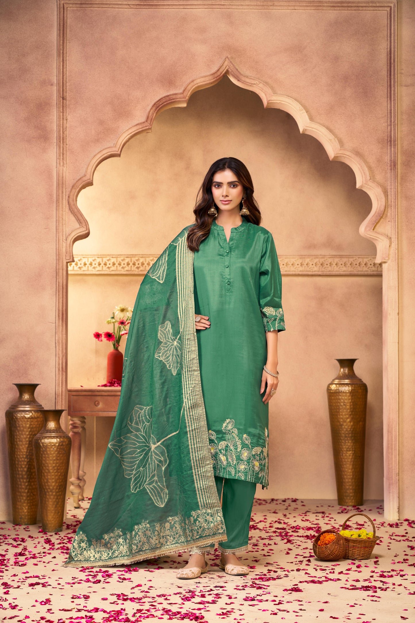 Kuhu Green Muslin Kurta Set with Dupatta