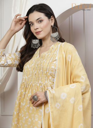 Sia Off White Floral Printed Pure Cotton Kurta Set with Pintuck Detailing and Thread Embroidery with Dupatta