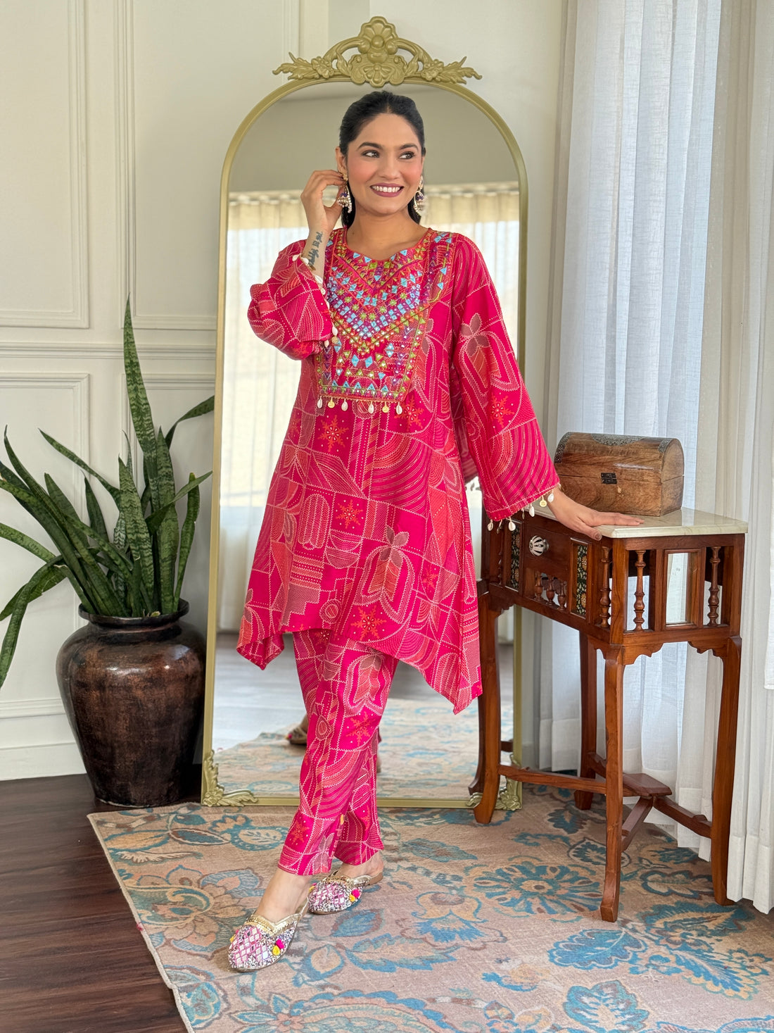 Ashka Fuchsia Modal Chanderi Ethnic Co-Ord Set with Hand Mirror Embroidery and Coin Shell Embellishment
